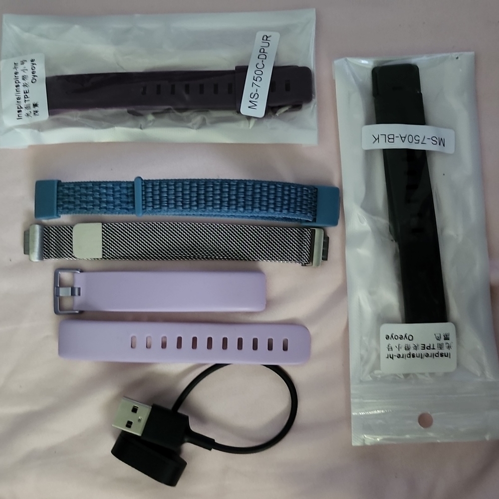 Fitbit Inspire HR Charger and bands